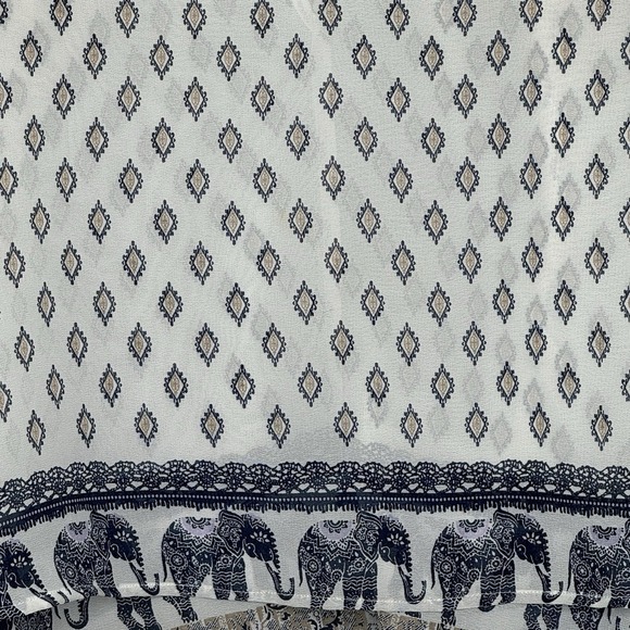 Live & Truth Large Shirt Top White Paisley Slit Long Sleeve Keyhole Scoop Neck - Picture 2 of 9